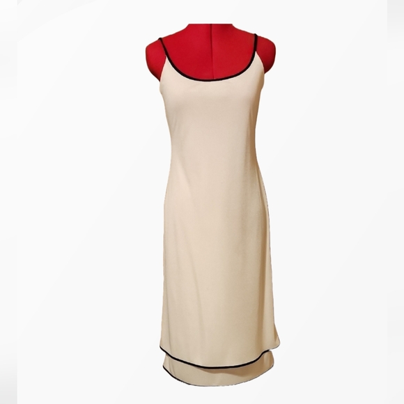 Elegant VINTAGE Black and Cream Backless Dress with Spaghetti Straps -  coffeafoods.com
